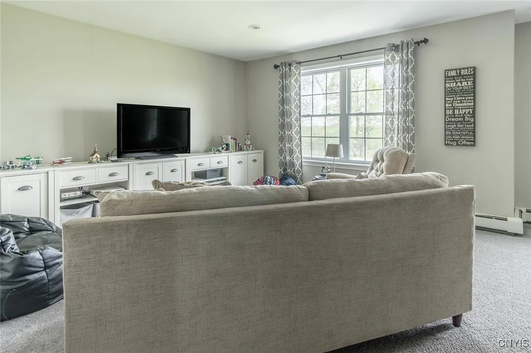 21408 Gillette Road, Watertown Town, New York 1360, Watertown Town, New York 13601, 4 Bedrooms Bedrooms, 11 Rooms Rooms,2 BathroomsBathrooms,Residential,For Sale,21408 Gillette Road, Watertown Town, New York 1360,0,S1649640