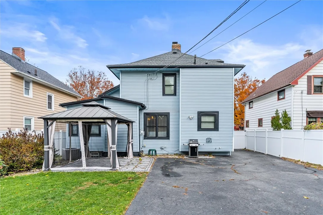 255 Versailles Road, Rochester, New York 14621, Rochester, New York 14621, 4 Bedrooms Bedrooms, 8 Rooms Rooms,1 BathroomBathrooms,Residential,For Sale,255 Versailles Road, Rochester, New York 14621,0,R1649033