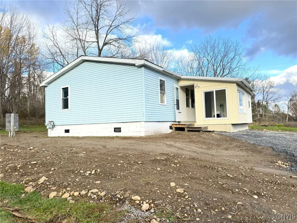 223 Rt-5 Highway, Elbridge, New York 13166, Elbridge, New York 13166, 3 Bedrooms Bedrooms, 6 Rooms Rooms,2 BathroomsBathrooms,Residential,For Sale,223 Rt-5 Highway, Elbridge, New York 13166,0,S1649633