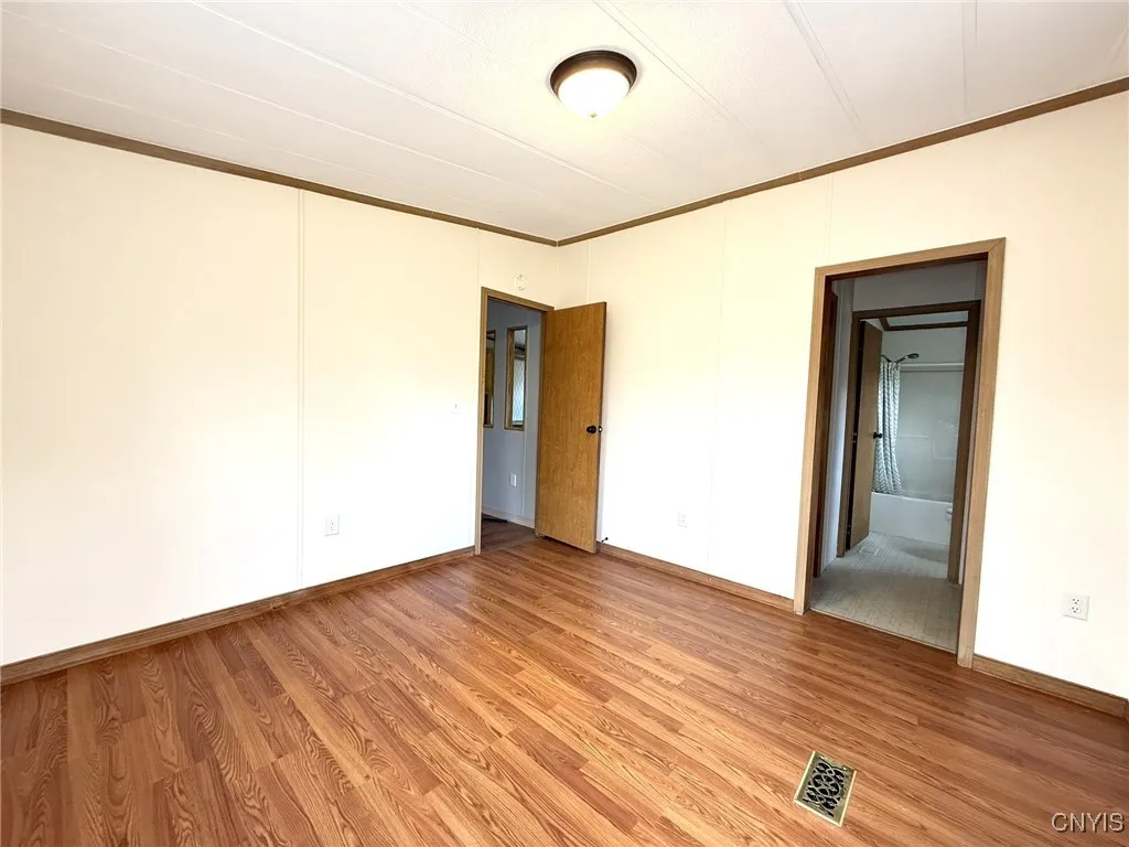 223 Rt-5 Highway, Elbridge, New York 13166, Elbridge, New York 13166, 3 Bedrooms Bedrooms, 6 Rooms Rooms,2 BathroomsBathrooms,Residential,For Sale,223 Rt-5 Highway, Elbridge, New York 13166,0,S1649633