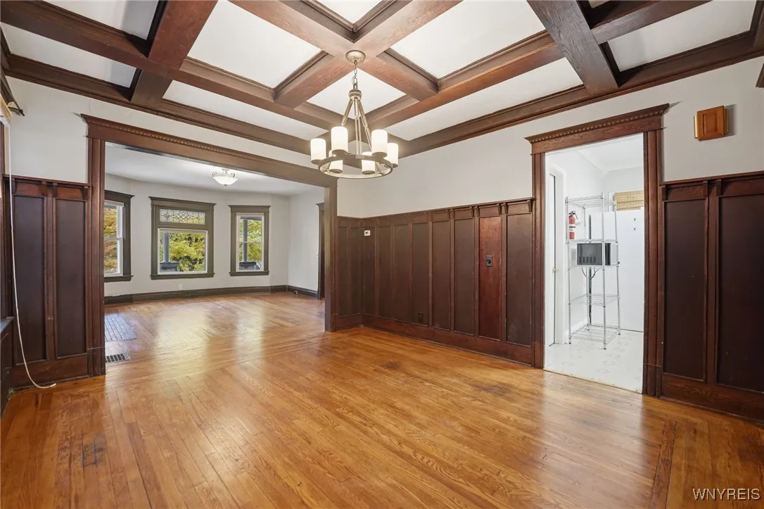 830 Potomac Ave (lw), Buffalo, New York 14209, Buffalo, New York 14209, 3 Bedrooms Bedrooms, 7 Rooms Rooms,1 BathroomBathrooms,Residential Lease,For Rent,830 Potomac Ave (lw), Buffalo, New York 14209,0,B1649164