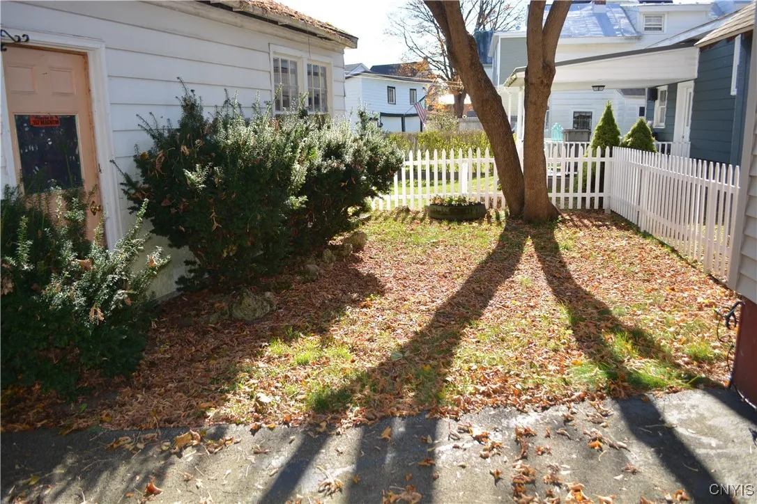 126 Turin Street, Rome, New York 13440, Rome, New York 13440, 5 Bedrooms Bedrooms, ,3 BathroomsBathrooms,Residential,For Sale,126 Turin Street, Rome, New York 13440,0,S1649573