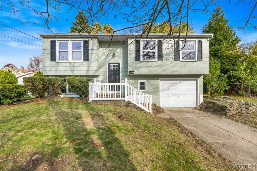 3934 Harvard Street, Hamburg, New York 14075, Hamburg, New York 14075, 3 Bedrooms Bedrooms, 7 Rooms Rooms,2 BathroomsBathrooms,Residential,For Sale,3934 Harvard Street, Hamburg, New York 14075,0,B1649454