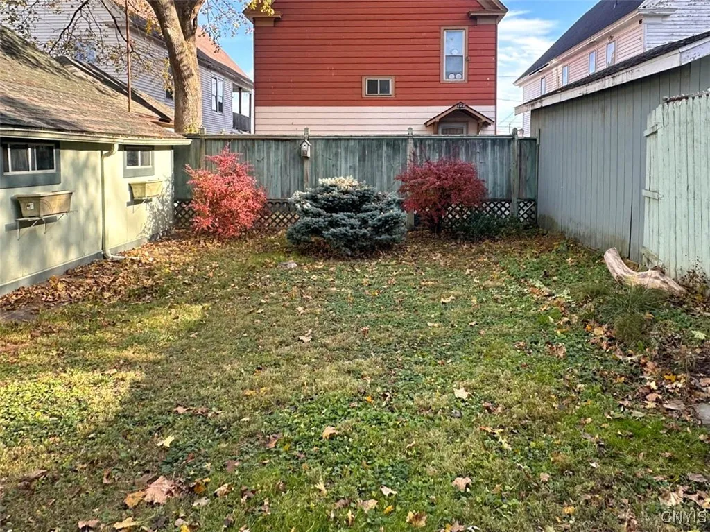 12 Rose Place, Utica, New York 13502, Utica, New York 13502, 3 Bedrooms Bedrooms, 7 Rooms Rooms,1 BathroomBathrooms,Residential,For Sale,12 Rose Place, Utica, New York 13502,0,S1649671