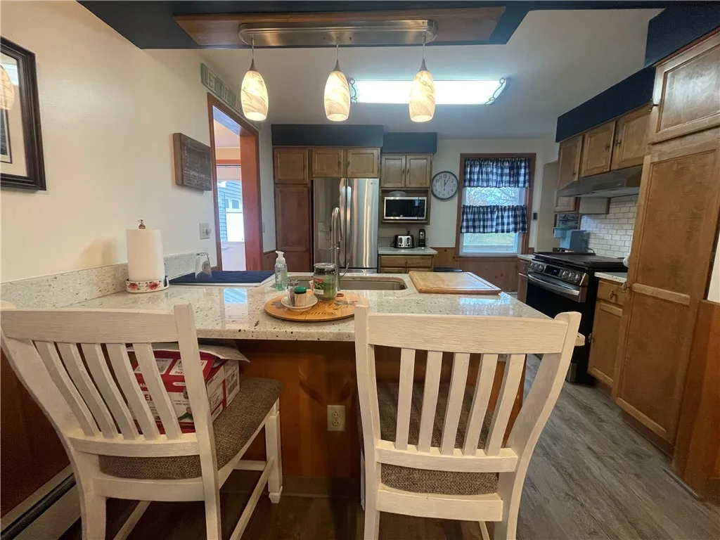 2342 Lower Lake Road, Seneca Falls, New York 13148, Seneca Falls, New York 13148, 3 Bedrooms Bedrooms, 7 Rooms Rooms,2 BathroomsBathrooms,Residential,For Sale,2342 Lower Lake Road, Seneca Falls, New York 13148,0,R1649504