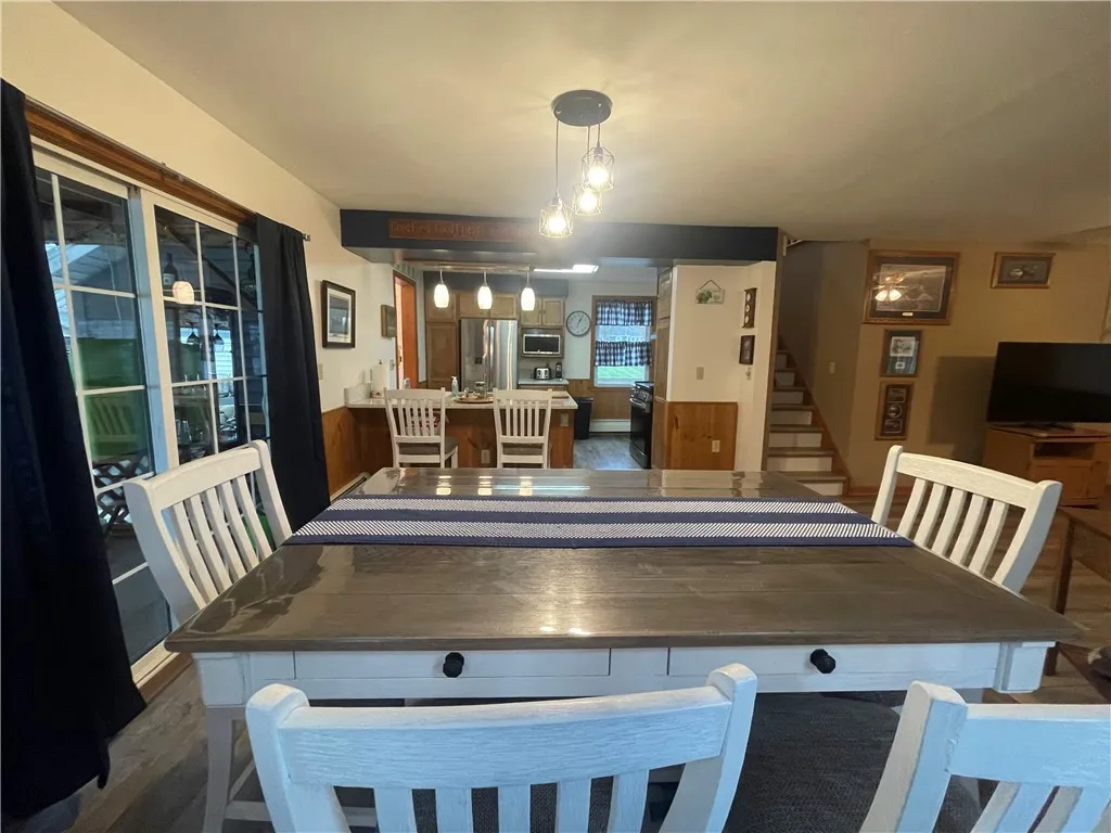 2342 Lower Lake Road, Seneca Falls, New York 13148, Seneca Falls, New York 13148, 3 Bedrooms Bedrooms, 7 Rooms Rooms,2 BathroomsBathrooms,Residential,For Sale,2342 Lower Lake Road, Seneca Falls, New York 13148,0,R1649504