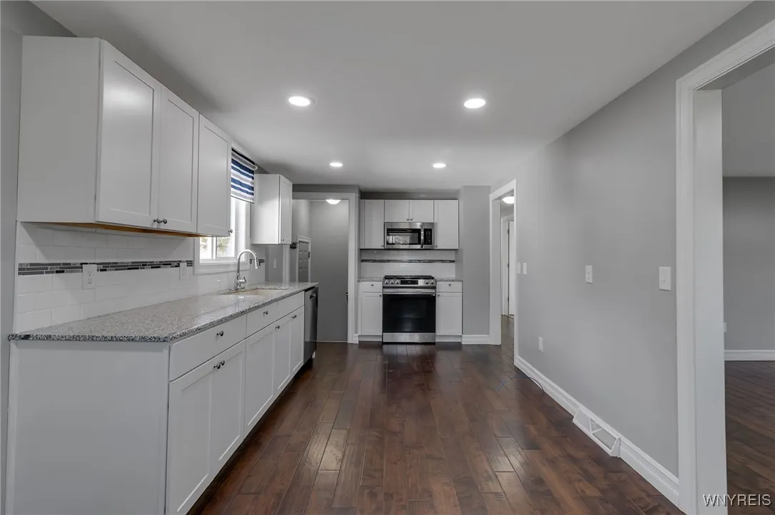 51 West 2nd Street, Cheektowaga, New York 14043, Cheektowaga, New York 14043, 3 Bedrooms Bedrooms, 5 Rooms Rooms,1 BathroomBathrooms,Residential,For Sale,51 West 2nd Street, Cheektowaga, New York 14043,0,B1649524