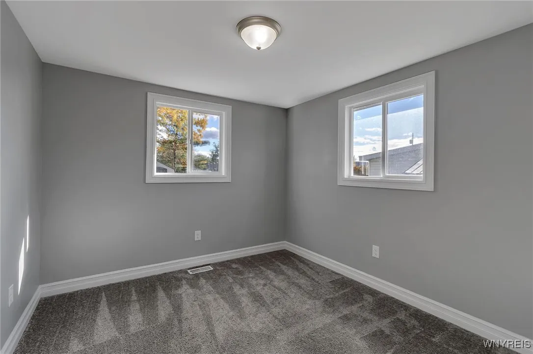 51 West 2nd Street, Cheektowaga, New York 14043, Cheektowaga, New York 14043, 3 Bedrooms Bedrooms, 5 Rooms Rooms,1 BathroomBathrooms,Residential,For Sale,51 West 2nd Street, Cheektowaga, New York 14043,0,B1649524