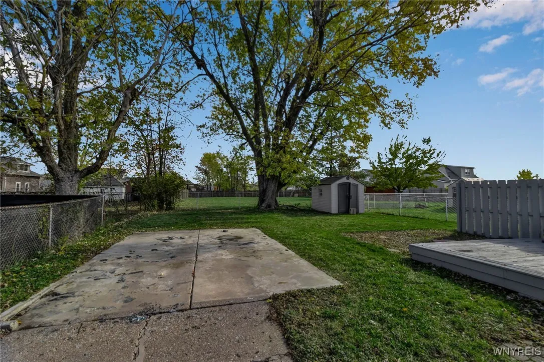 51 West 2nd Street, Cheektowaga, New York 14043, Cheektowaga, New York 14043, 3 Bedrooms Bedrooms, 5 Rooms Rooms,1 BathroomBathrooms,Residential,For Sale,51 West 2nd Street, Cheektowaga, New York 14043,0,B1649524