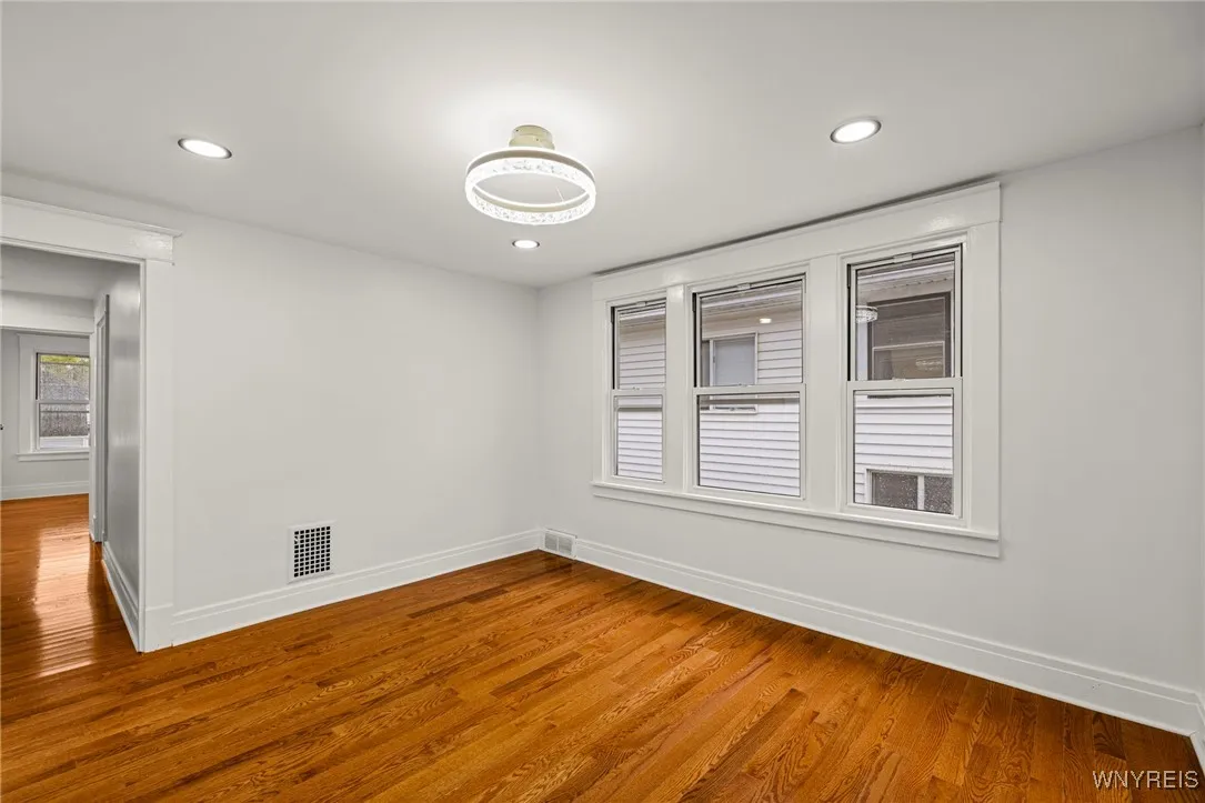 335 Riverside Avenue, Buffalo, New York 14207, Buffalo, New York 14207, 6 Bedrooms Bedrooms, ,2 BathroomsBathrooms,Residential,For Sale,335 Riverside Avenue, Buffalo, New York 14207,0,B1649674