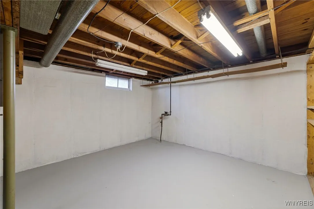 117 Albert Street, Cheektowaga, New York 14043, Cheektowaga, New York 14043, 3 Bedrooms Bedrooms, 5 Rooms Rooms,1 BathroomBathrooms,Residential,For Sale,117 Albert Street, Cheektowaga, New York 14043,0,B1649668