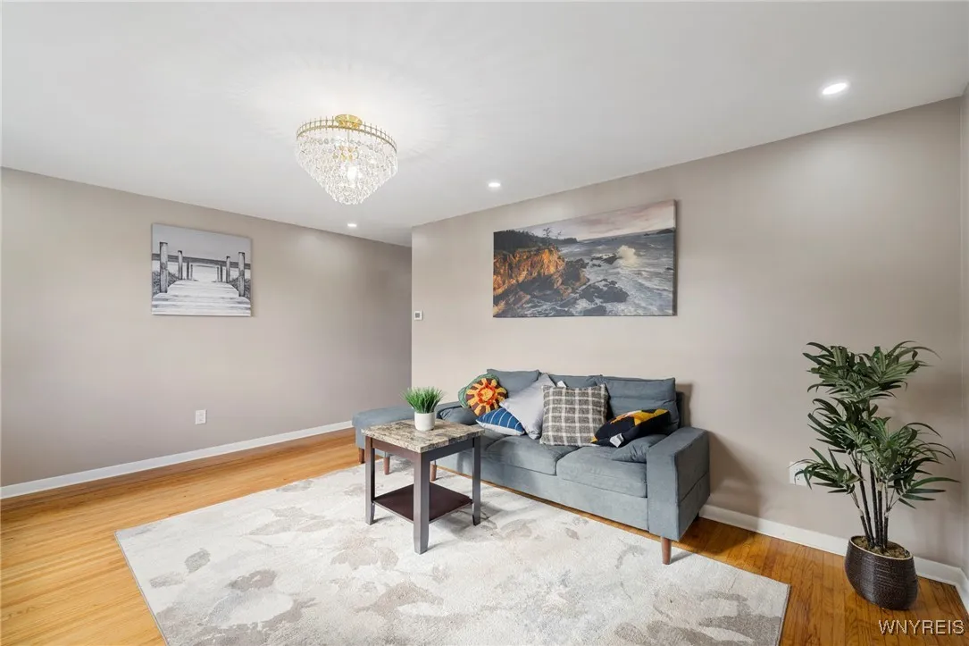 117 Albert Street, Cheektowaga, New York 14043, Cheektowaga, New York 14043, 3 Bedrooms Bedrooms, 5 Rooms Rooms,1 BathroomBathrooms,Residential,For Sale,117 Albert Street, Cheektowaga, New York 14043,0,B1649668