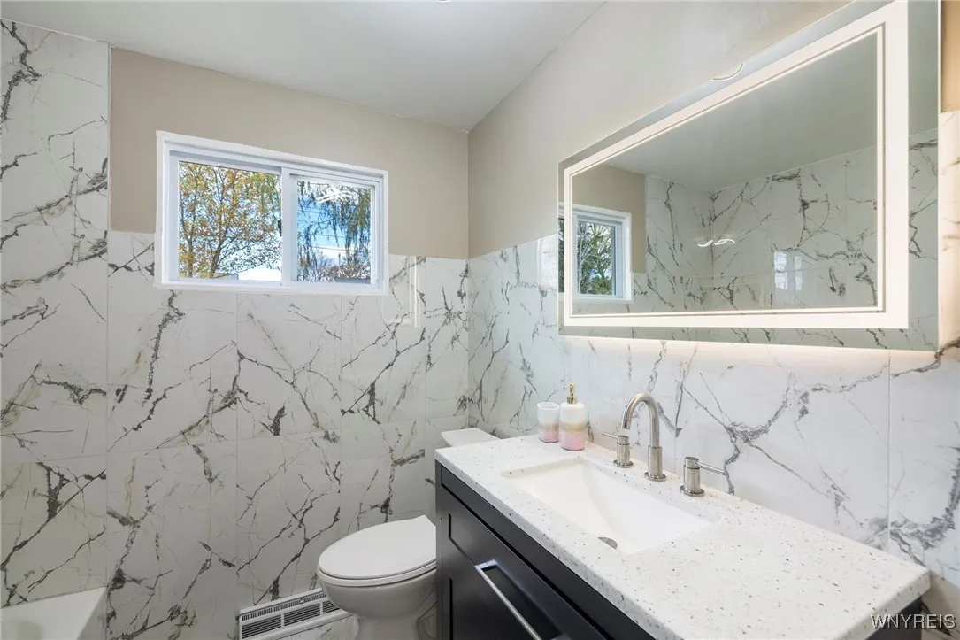 117 Albert Street, Cheektowaga, New York 14043, Cheektowaga, New York 14043, 3 Bedrooms Bedrooms, 5 Rooms Rooms,1 BathroomBathrooms,Residential,For Sale,117 Albert Street, Cheektowaga, New York 14043,0,B1649668