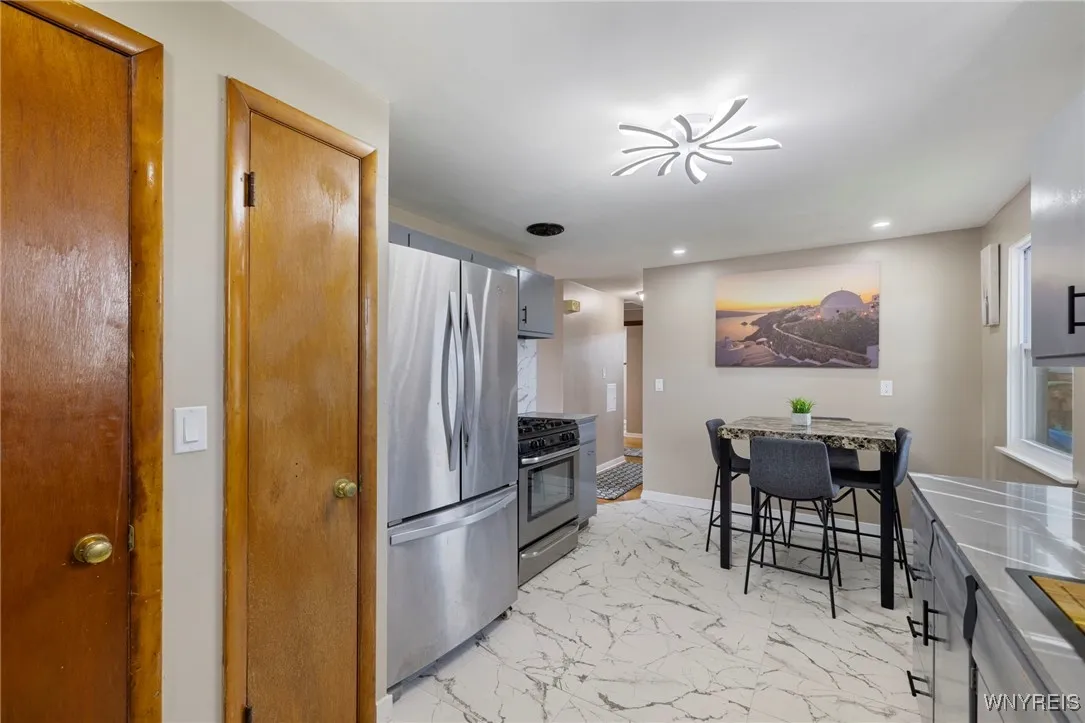 117 Albert Street, Cheektowaga, New York 14043, Cheektowaga, New York 14043, 3 Bedrooms Bedrooms, 5 Rooms Rooms,1 BathroomBathrooms,Residential,For Sale,117 Albert Street, Cheektowaga, New York 14043,0,B1649668