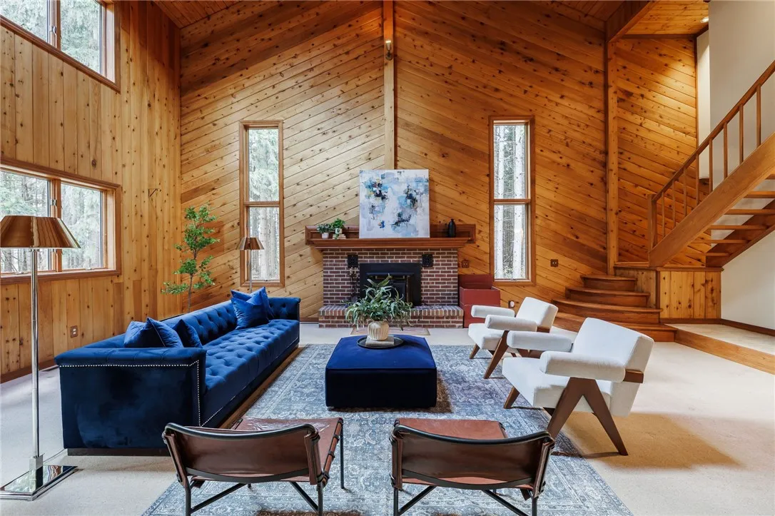 Windows galore with soaring ceilings