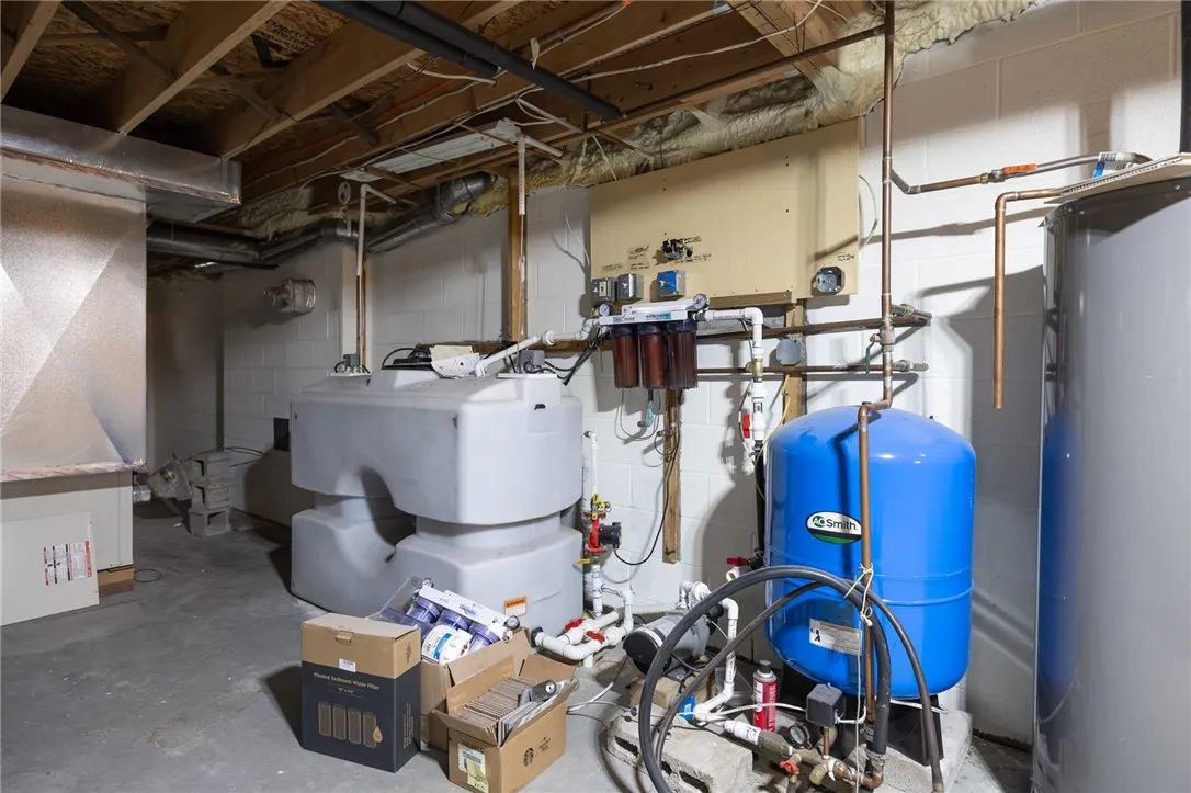 Basement with filtration system