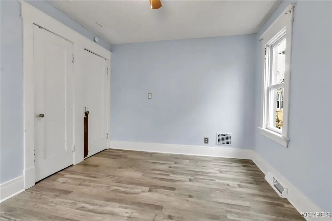 30 Chamberlin Drive, West Seneca, New York 14210, West Seneca, New York 14210, 5 Bedrooms Bedrooms, ,2 BathroomsBathrooms,Residential,For Sale,30 Chamberlin Drive, West Seneca, New York 14210,0,B1649650