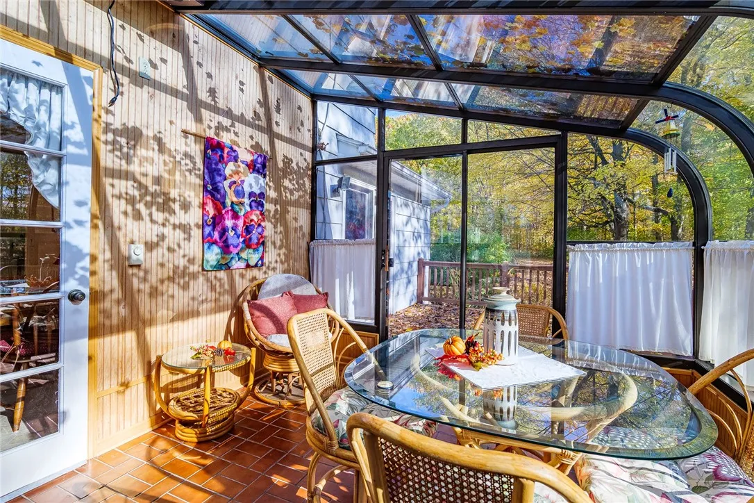 287 Stoneycreek Drive, Greece, New York 14616, Greece, New York 14616, 4 Bedrooms Bedrooms, 8 Rooms Rooms,1 BathroomBathrooms,Residential,For Sale,287 Stoneycreek Drive, Greece, New York 14616,0,R1649593