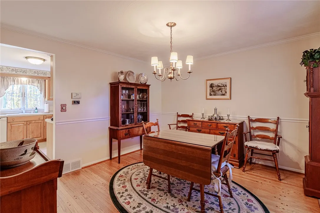 287 Stoneycreek Drive, Greece, New York 14616, Greece, New York 14616, 4 Bedrooms Bedrooms, 8 Rooms Rooms,1 BathroomBathrooms,Residential,For Sale,287 Stoneycreek Drive, Greece, New York 14616,0,R1649593