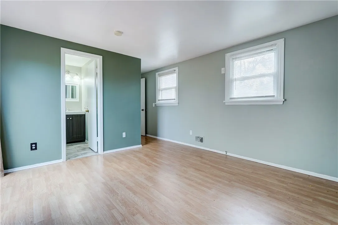 34 Belinda Crescent, Perinton, New York 14450, Perinton, New York 14450, 3 Bedrooms Bedrooms, 6 Rooms Rooms,2 BathroomsBathrooms,Residential,For Sale,34 Belinda Crescent, Perinton, New York 14450,0,R1649346