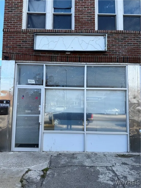 3215 Bailey Avenue, Buffalo, New York 14215, Buffalo, New York 14215, ,Commercial Lease,For Rent,3215 Bailey Avenue, Buffalo, New York 14215,0,B1649013
