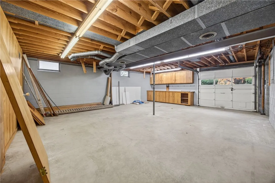 9 Rosewood Drive, Milo, New York 14527, Milo, New York 14527, 3 Bedrooms Bedrooms, 15 Rooms Rooms,3 BathroomsBathrooms,Residential,For Sale,9 Rosewood Drive, Milo, New York 14527,0,R1649663