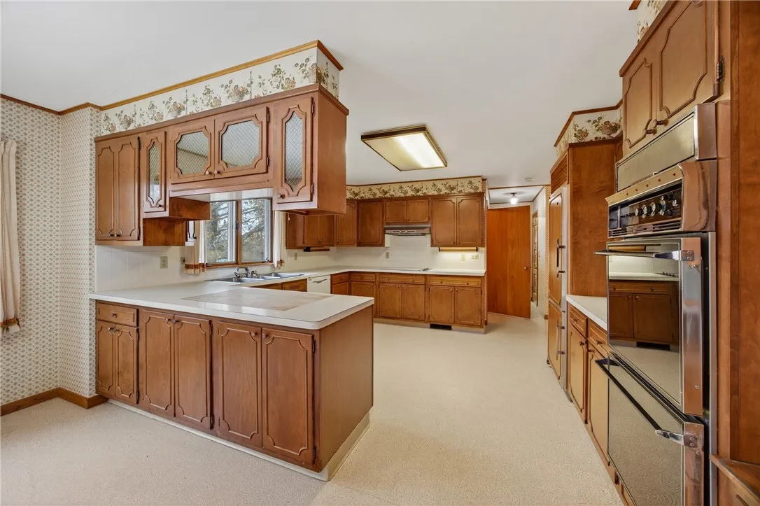 9 Rosewood Drive, Milo, New York 14527, Milo, New York 14527, 3 Bedrooms Bedrooms, 15 Rooms Rooms,3 BathroomsBathrooms,Residential,For Sale,9 Rosewood Drive, Milo, New York 14527,0,R1649663