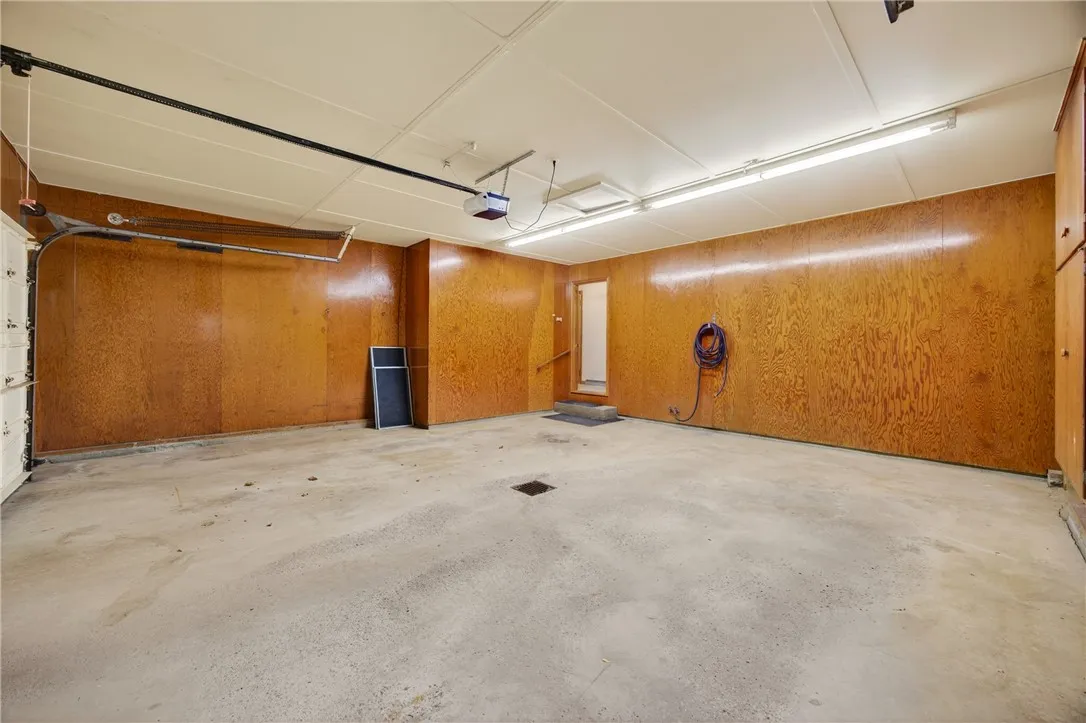 9 Rosewood Drive, Milo, New York 14527, Milo, New York 14527, 3 Bedrooms Bedrooms, 15 Rooms Rooms,3 BathroomsBathrooms,Residential,For Sale,9 Rosewood Drive, Milo, New York 14527,0,R1649663