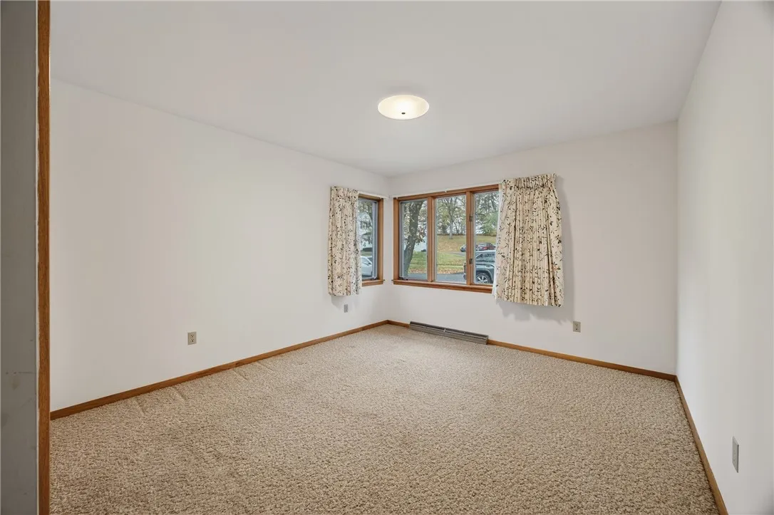 9 Rosewood Drive, Milo, New York 14527, Milo, New York 14527, 3 Bedrooms Bedrooms, 15 Rooms Rooms,3 BathroomsBathrooms,Residential,For Sale,9 Rosewood Drive, Milo, New York 14527,0,R1649663