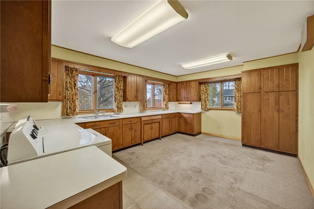 9 Rosewood Drive, Milo, New York 14527, Milo, New York 14527, 3 Bedrooms Bedrooms, 15 Rooms Rooms,3 BathroomsBathrooms,Residential,For Sale,9 Rosewood Drive, Milo, New York 14527,0,R1649663