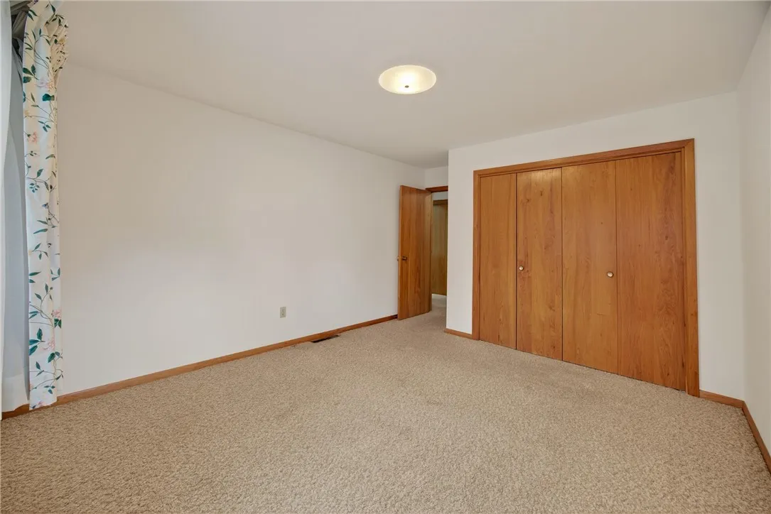 9 Rosewood Drive, Milo, New York 14527, Milo, New York 14527, 3 Bedrooms Bedrooms, 15 Rooms Rooms,3 BathroomsBathrooms,Residential,For Sale,9 Rosewood Drive, Milo, New York 14527,0,R1649663