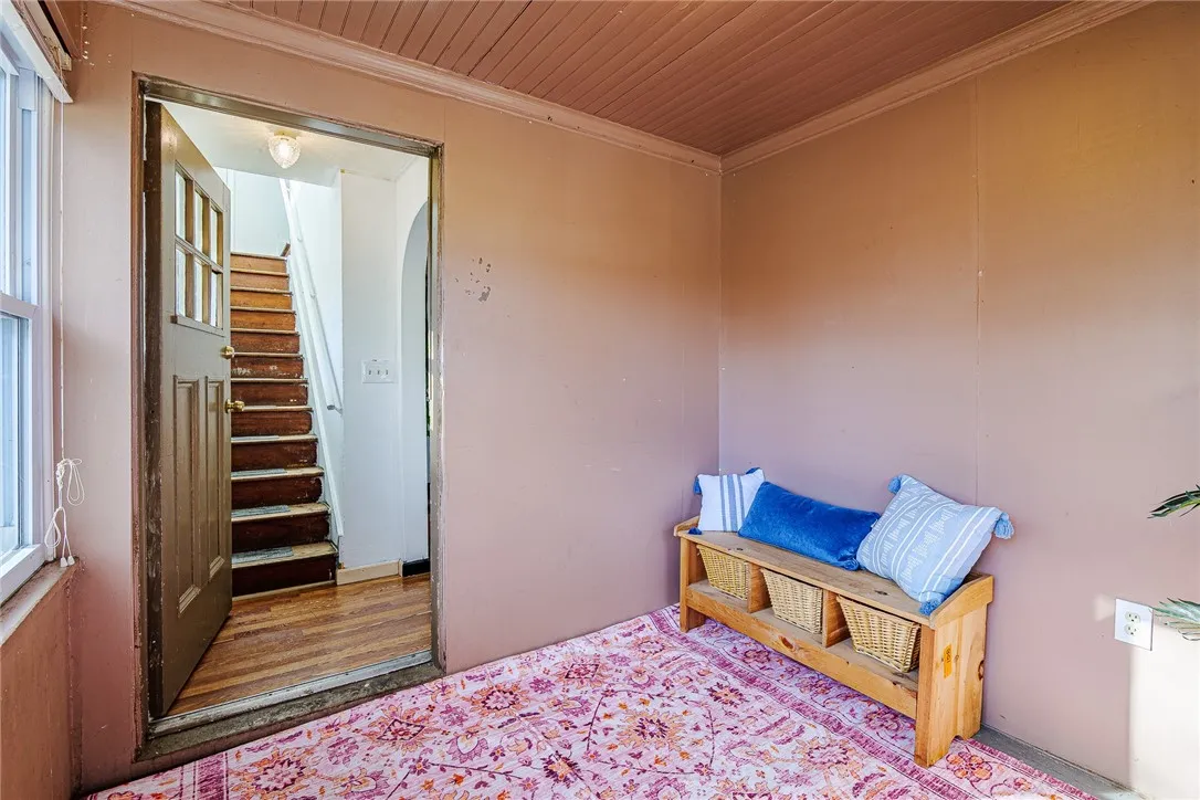 entryway from front door