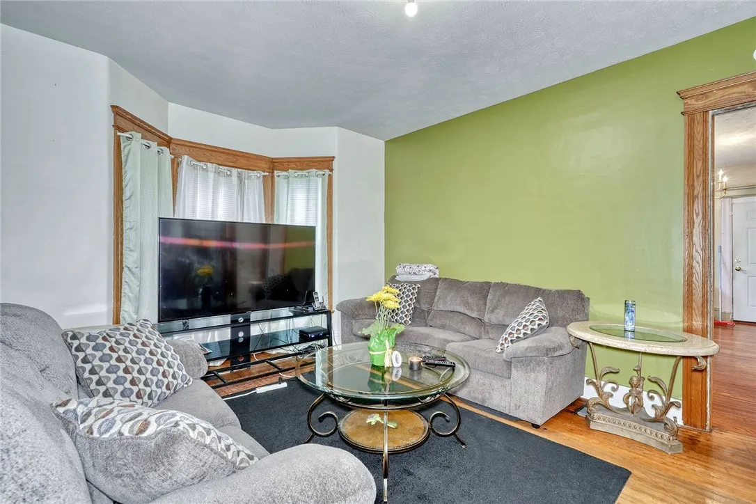 66 East Main Street, Webster, New York 14580, Webster, New York 14580, 5 Bedrooms Bedrooms, 15 Rooms Rooms,3 BathroomsBathrooms,Residential,For Sale,66 East Main Street, Webster, New York 14580,0,R1649596