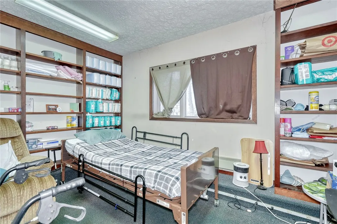 66 East Main Street, Webster, New York 14580, Webster, New York 14580, 5 Bedrooms Bedrooms, 15 Rooms Rooms,3 BathroomsBathrooms,Residential,For Sale,66 East Main Street, Webster, New York 14580,0,R1649596