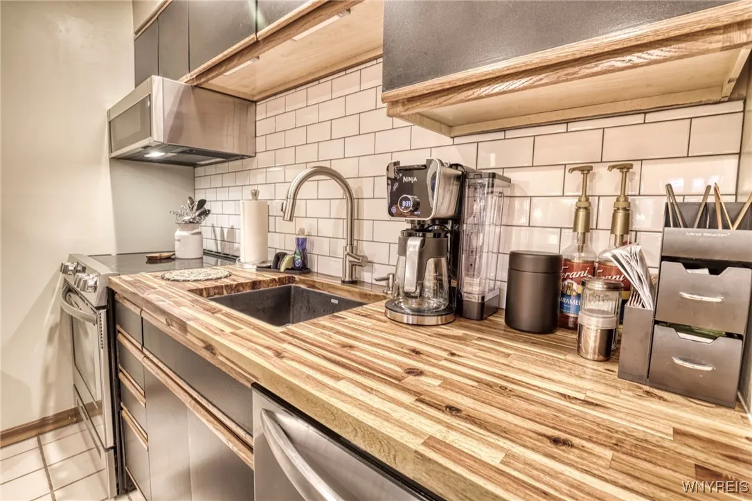 180 Wildflower, Ellicottville, New York 14731, Ellicottville, New York 14731, 1 Bedroom Bedrooms, 1 Room Rooms,1 BathroomBathrooms,Residential,For Sale,180 Wildflower, Ellicottville, New York 14731,0,B1649564