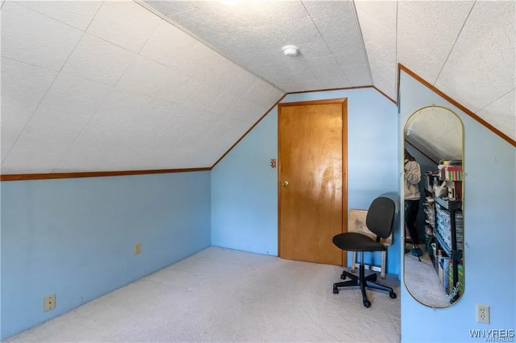 8106 East Britton Drive, Niagara, New York 14304, Niagara, New York 14304, 3 Bedrooms Bedrooms, 8 Rooms Rooms,1 BathroomBathrooms,Residential,For Sale,8106 East Britton Drive, Niagara, New York 14304,0,B1649655