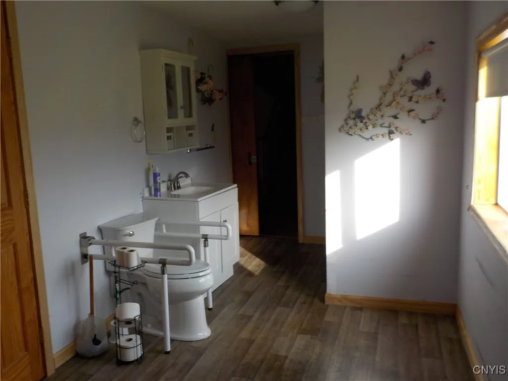 10846 Baker Road, Cato, New York 13033, Cato, New York 13033, 4 Bedrooms Bedrooms, ,2 BathroomsBathrooms,Land,For Sale,10846 Baker Road, Cato, New York 13033,0,S1649716