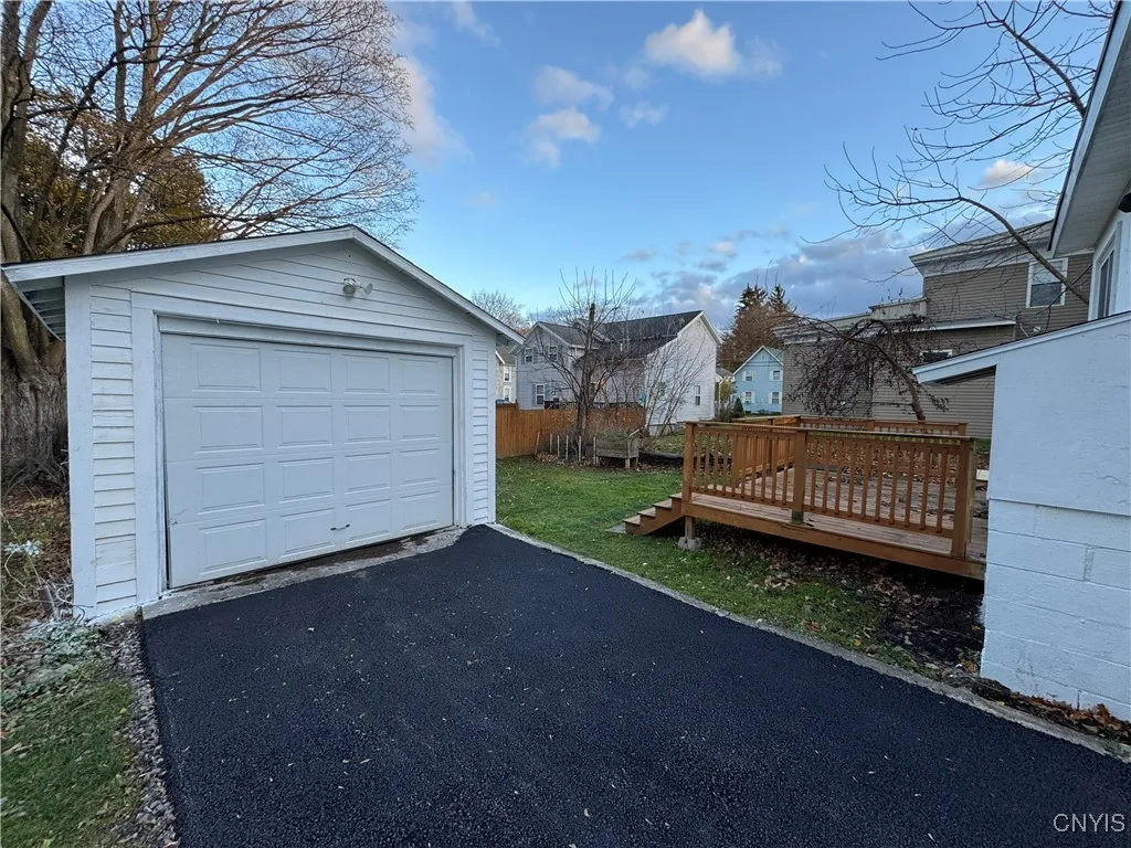 302 North Main Street, Lenox, New York 13032, Lenox, New York 13032, 3 Bedrooms Bedrooms, 7 Rooms Rooms,1 BathroomBathrooms,Residential,For Sale,302 North Main Street, Lenox, New York 13032,0,S1649303