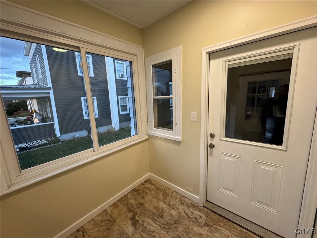 302 North Main Street, Lenox, New York 13032, Lenox, New York 13032, 3 Bedrooms Bedrooms, 7 Rooms Rooms,1 BathroomBathrooms,Residential,For Sale,302 North Main Street, Lenox, New York 13032,0,S1649303