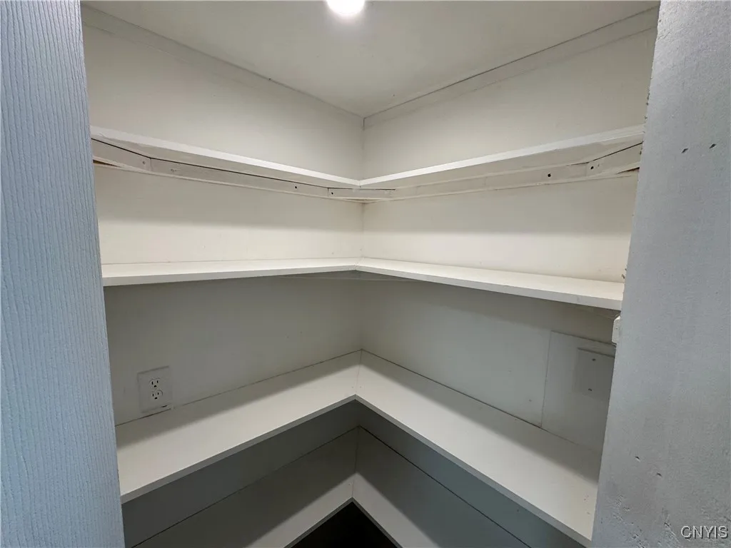 302 North Main Street, Lenox, New York 13032, Lenox, New York 13032, 3 Bedrooms Bedrooms, 7 Rooms Rooms,1 BathroomBathrooms,Residential,For Sale,302 North Main Street, Lenox, New York 13032,0,S1649303