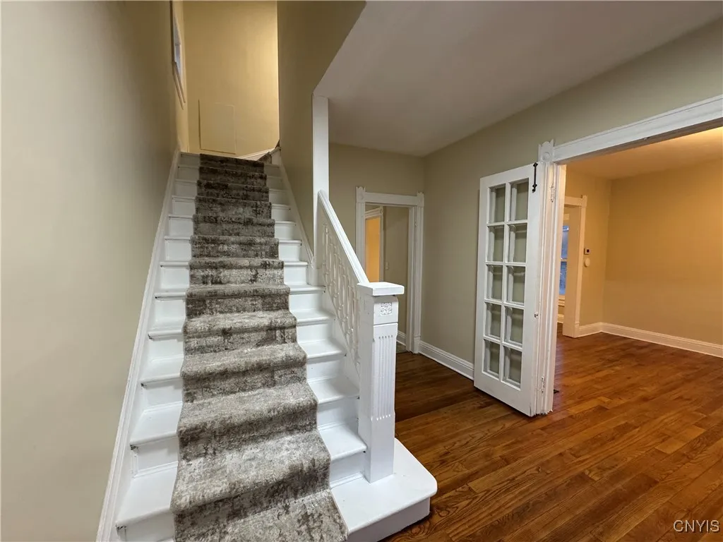 302 North Main Street, Lenox, New York 13032, Lenox, New York 13032, 3 Bedrooms Bedrooms, 7 Rooms Rooms,1 BathroomBathrooms,Residential,For Sale,302 North Main Street, Lenox, New York 13032,0,S1649303