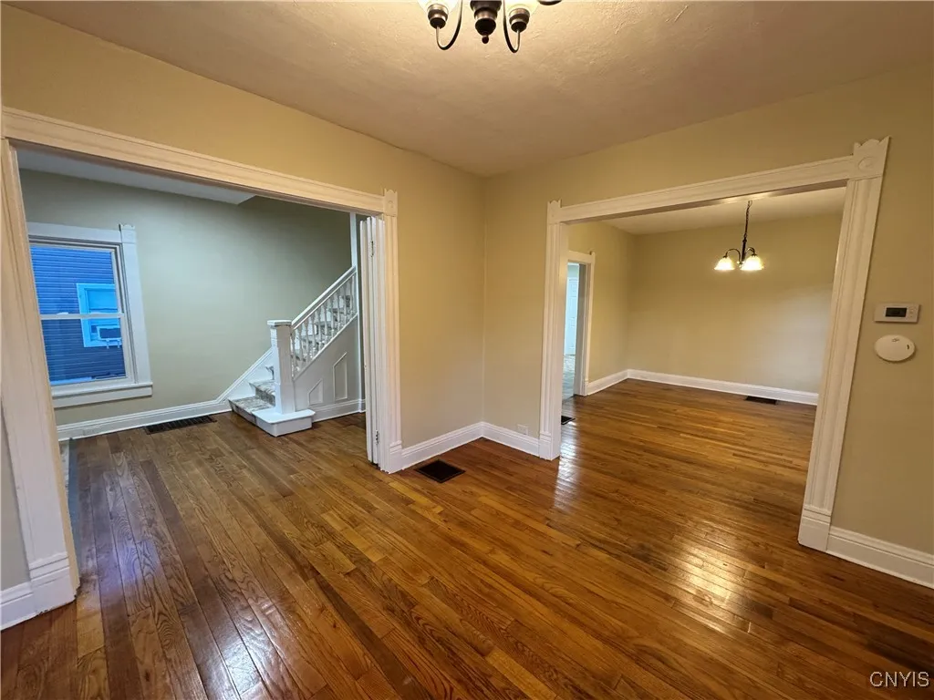 302 North Main Street, Lenox, New York 13032, Lenox, New York 13032, 3 Bedrooms Bedrooms, 7 Rooms Rooms,1 BathroomBathrooms,Residential,For Sale,302 North Main Street, Lenox, New York 13032,0,S1649303