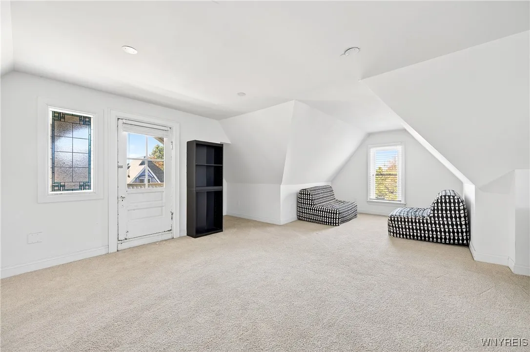 52 Saint Johns Place, Buffalo, New York 14201, Buffalo, New York 14201, 4 Bedrooms Bedrooms, 10 Rooms Rooms,2 BathroomsBathrooms,Residential,For Sale,52 Saint Johns Place, Buffalo, New York 14201,0,B1649192