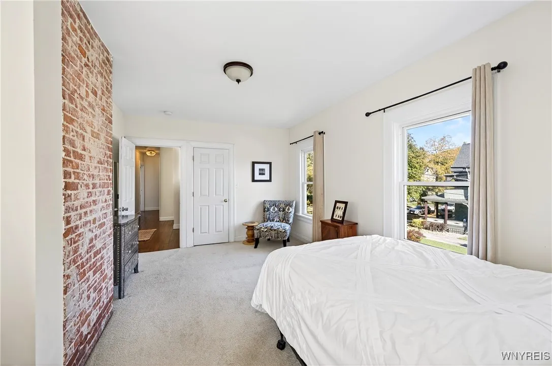 52 Saint Johns Place, Buffalo, New York 14201, Buffalo, New York 14201, 4 Bedrooms Bedrooms, 10 Rooms Rooms,2 BathroomsBathrooms,Residential,For Sale,52 Saint Johns Place, Buffalo, New York 14201,0,B1649192