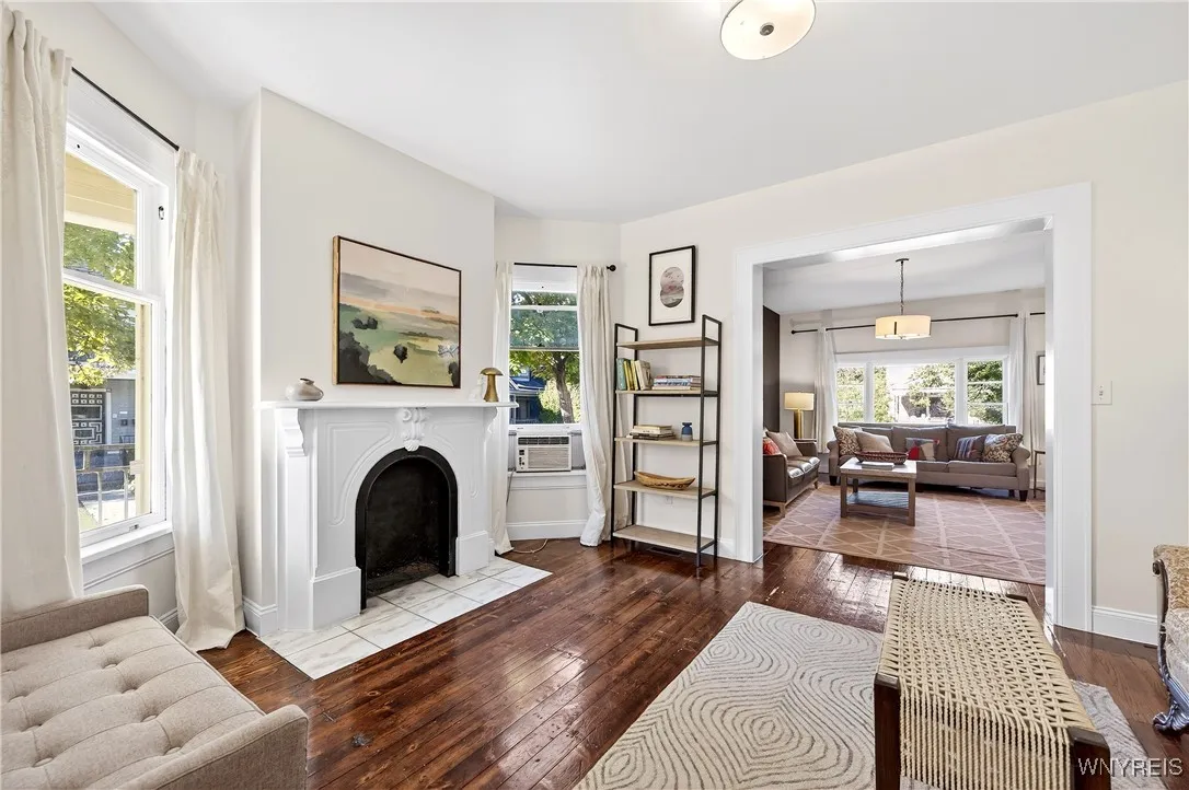 52 Saint Johns Place, Buffalo, New York 14201, Buffalo, New York 14201, 4 Bedrooms Bedrooms, 10 Rooms Rooms,2 BathroomsBathrooms,Residential,For Sale,52 Saint Johns Place, Buffalo, New York 14201,0,B1649192