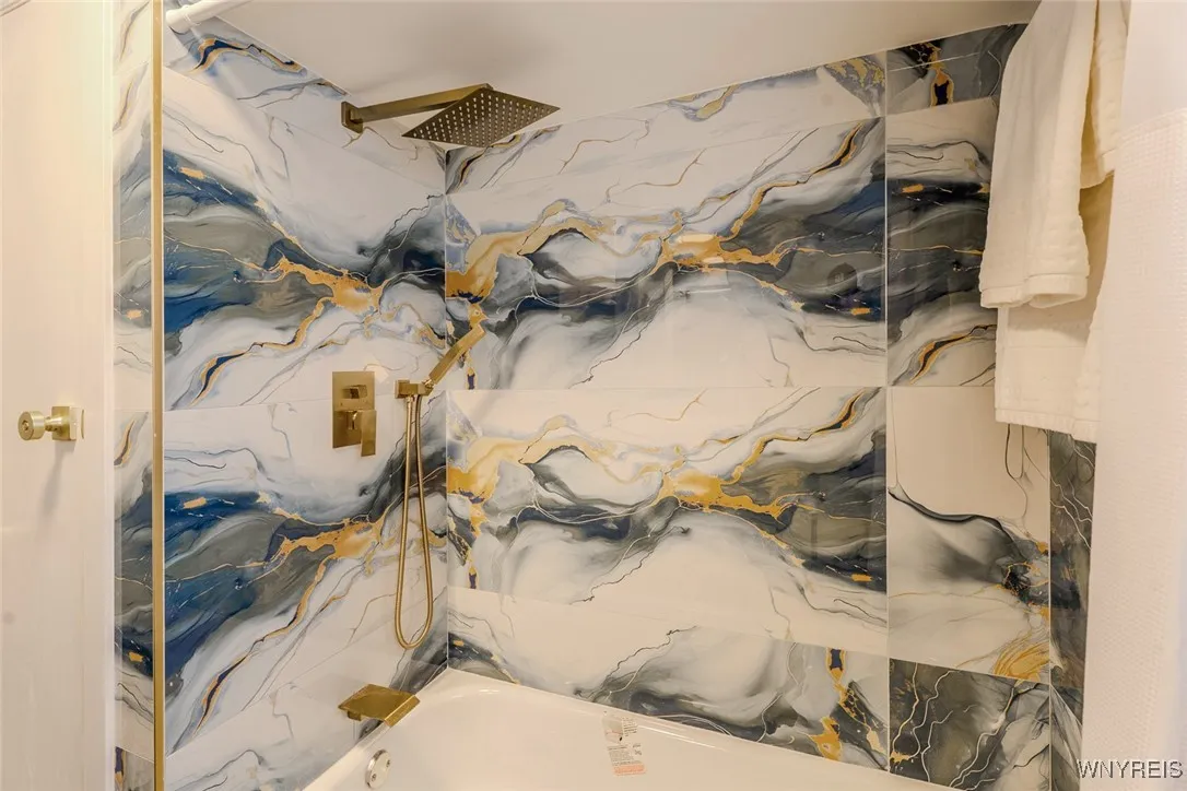 64 North Ellwood Avenue, Tonawanda, New York 14223, Tonawanda, New York 14223, 4 Bedrooms Bedrooms, 7 Rooms Rooms,1 BathroomBathrooms,Residential,For Sale,64 North Ellwood Avenue, Tonawanda, New York 14223,0,B1649684