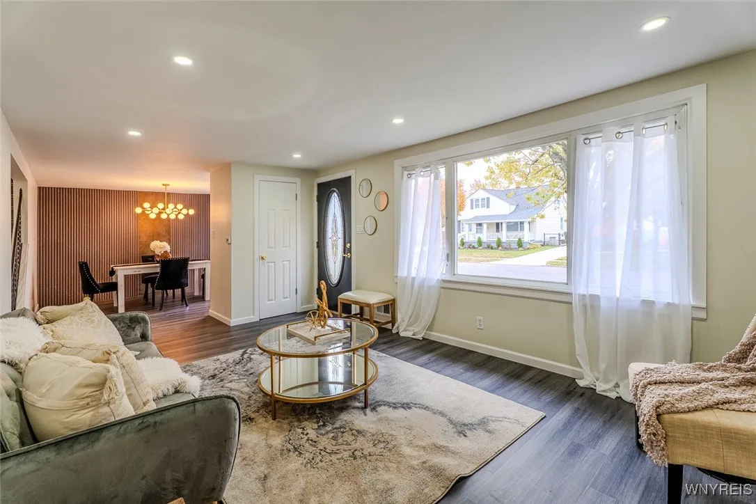 64 North Ellwood Avenue, Tonawanda, New York 14223, Tonawanda, New York 14223, 4 Bedrooms Bedrooms, 7 Rooms Rooms,1 BathroomBathrooms,Residential,For Sale,64 North Ellwood Avenue, Tonawanda, New York 14223,0,B1649684