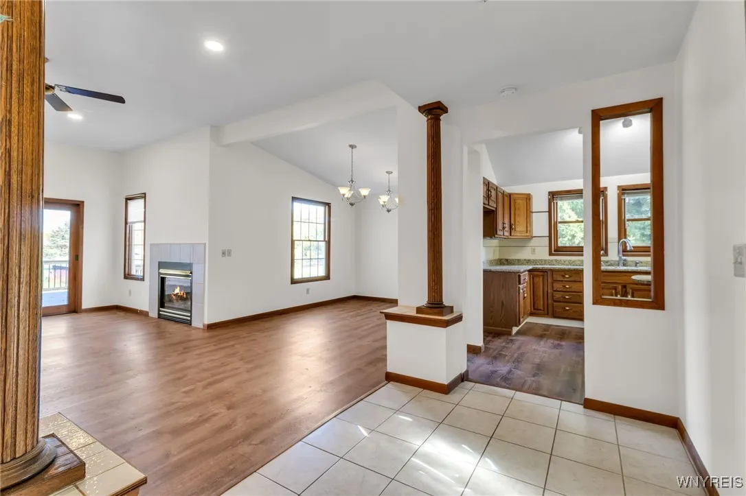 6361 Old Niagara Road, Lockport Town, New York 140, Lockport Town, New York 14094, 3 Bedrooms Bedrooms, 6 Rooms Rooms,2 BathroomsBathrooms,Residential,For Sale,6361 Old Niagara Road, Lockport Town, New York 140,0,B1649399