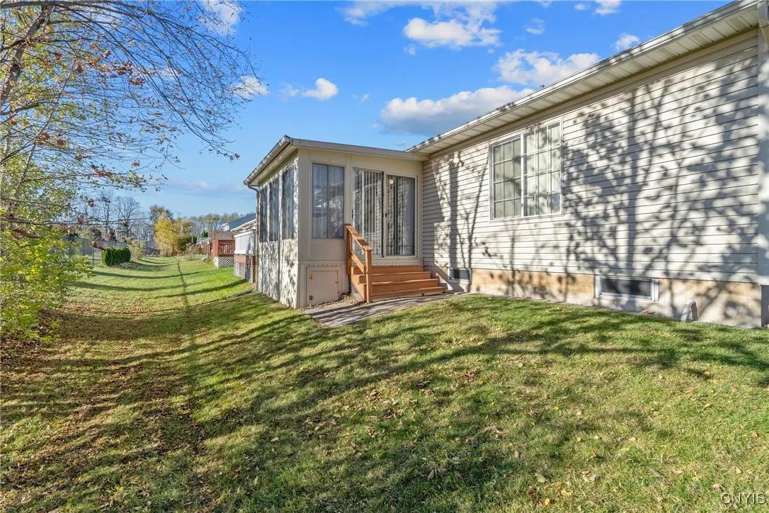 3678 Black Brant Drive, Clay, New York 13090, Clay, New York 13090, 2 Bedrooms Bedrooms, 7 Rooms Rooms,2 BathroomsBathrooms,Residential,For Sale,3678 Black Brant Drive, Clay, New York 13090,0,S1649709