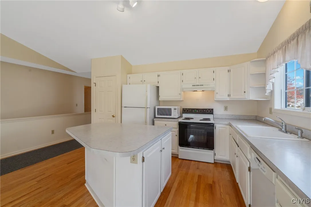 3678 Black Brant Drive, Clay, New York 13090, Clay, New York 13090, 2 Bedrooms Bedrooms, 7 Rooms Rooms,2 BathroomsBathrooms,Residential,For Sale,3678 Black Brant Drive, Clay, New York 13090,0,S1649709